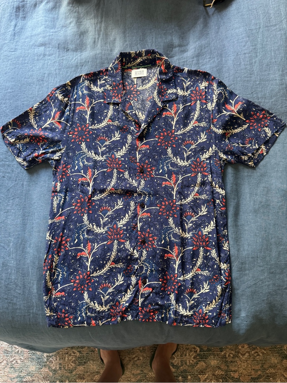 Scotch & Soda Silk Navy Floral Short-Sleeve Shirt (S)